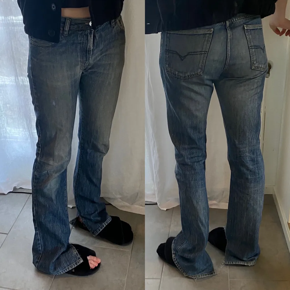 Jeans från ”Diesel Industry” strl 31. Är 175 ca och brukar ha 28 i midjan. Gjort slits på dem. Jeans & Byxor.