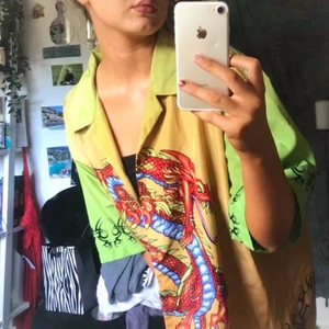 skit ball oversized ”hawaii skjorta”  - Köpt på Humana & efter det aldrig använd 