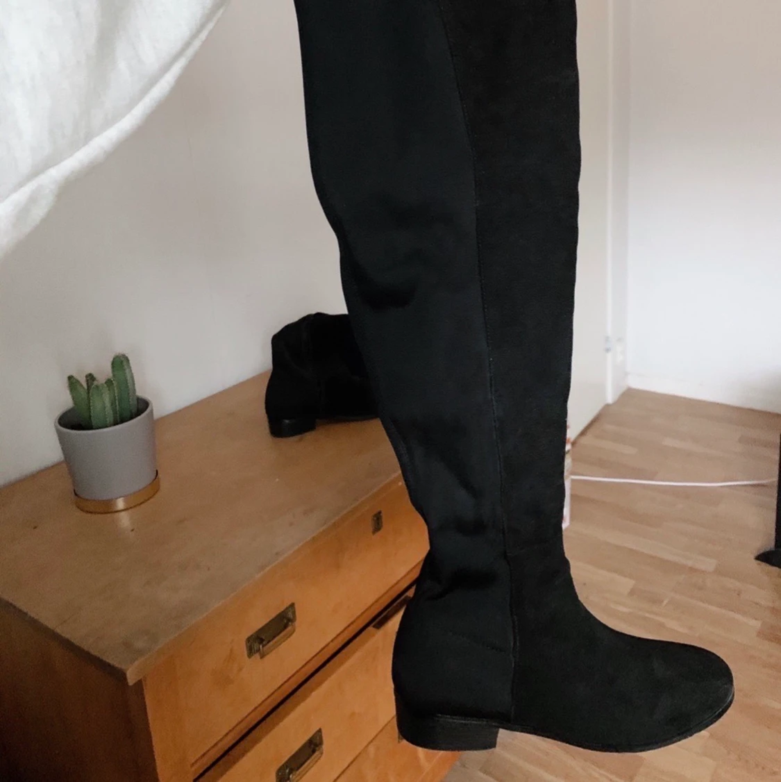 Overkneeboots strl 38 från Nelly  - 90