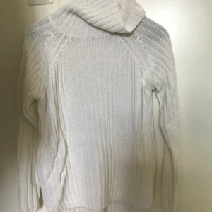 Storlek S - Stickad tröja från Ginatricot🌸