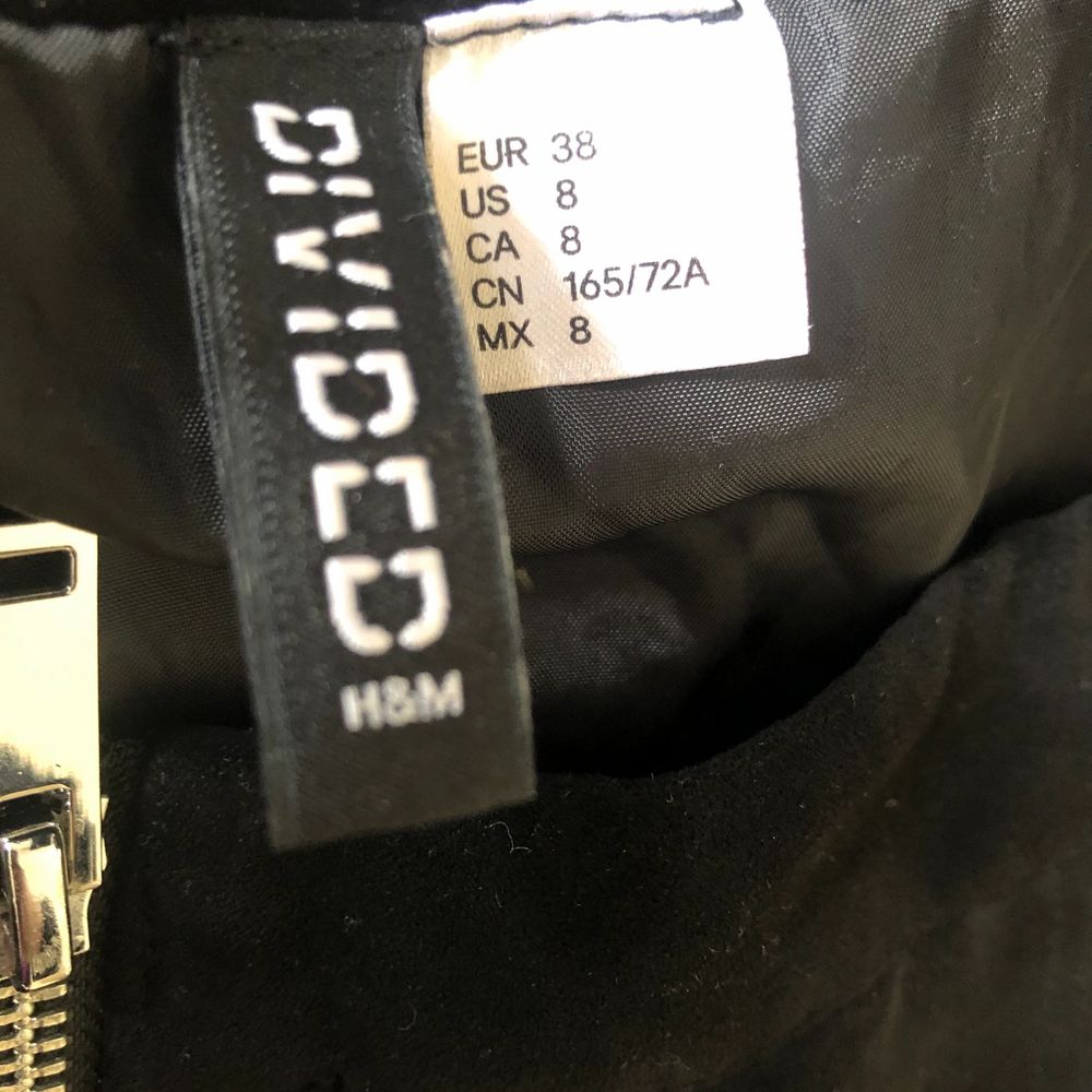 Svart Sammets Kjol - Hu0026M  Plick Second Hand