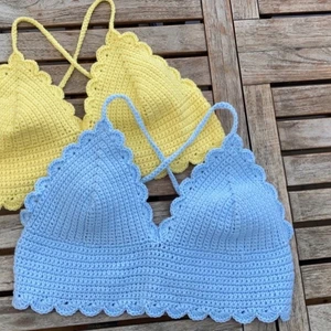 Virkad Shell top - Kan köpas i alla storlekar, de virkas för hand utefter dina mått. Finns att beställa i flera andra färger<3