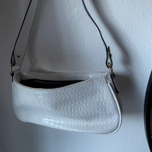 Väska - Superfin väska, perfekt storlek! Knappt använd💕