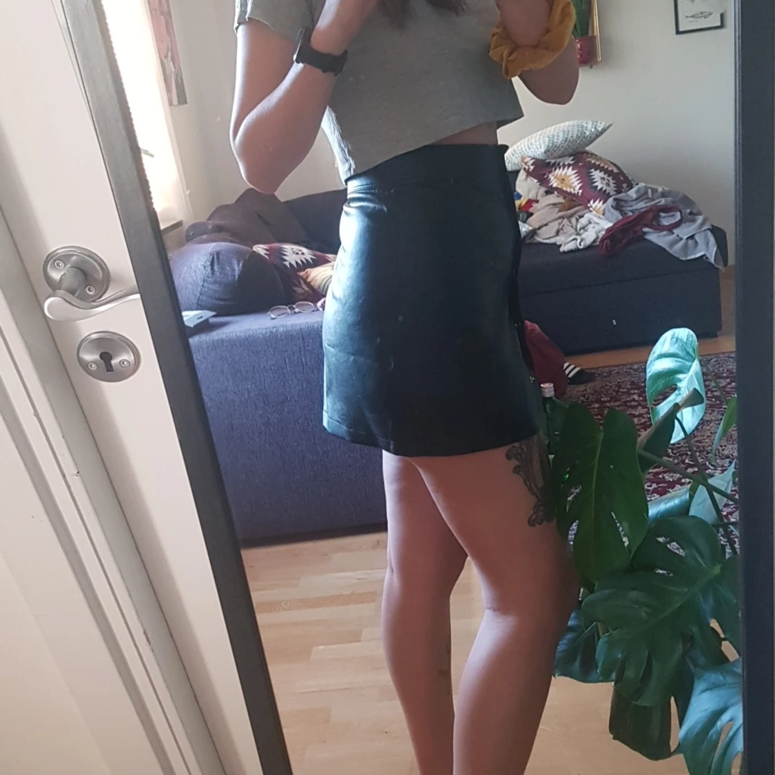 Fake läderkjol - 90