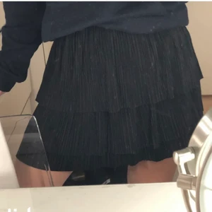 Kjol - Säljer min slutsålda kjol då jag har en likadan! 