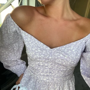 Topp - Säljer denna topp från bikbok. Storlek XS. Knappt använd. 💕