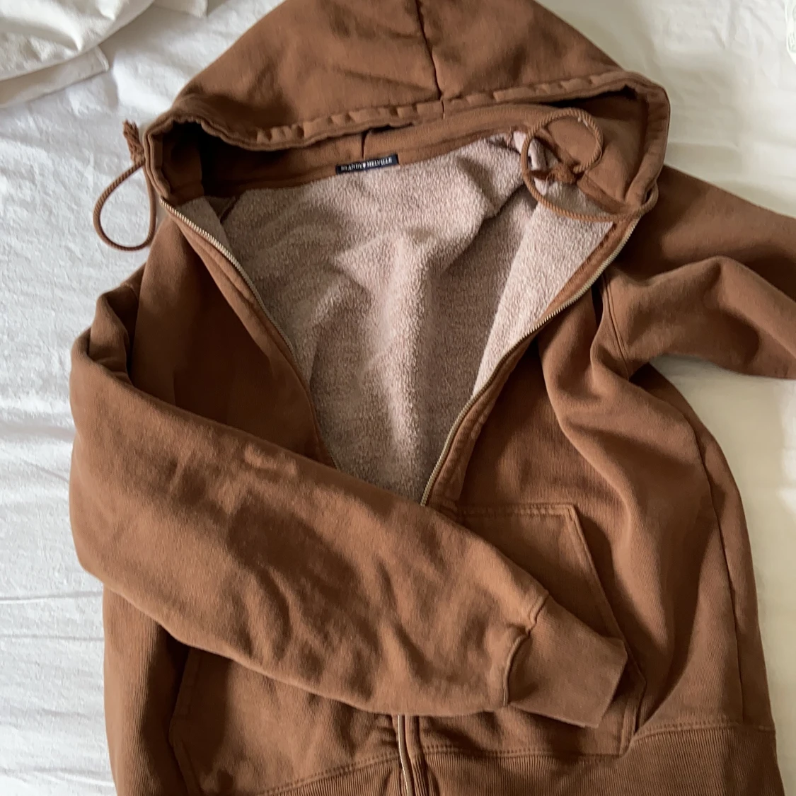 Brandy Melville zip up