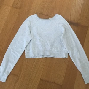 Grå tröja - Grå tröja från HM Divided i stl XS. Fint skick💞