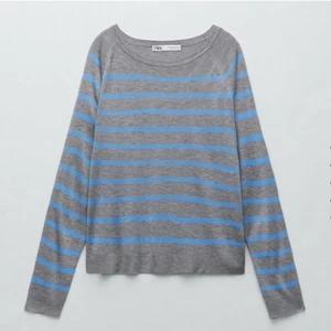 Zara tröja  - Säljer nu min fina tröja från zara som är i fint skick men har en väldigt liten fläck men inte är så märkbar (kolla sida 2). Säljer för 120kr + frakt 