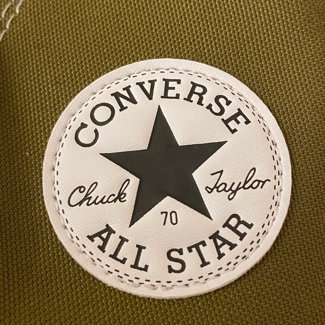 Olivgröna converse chuck taylor  - 91