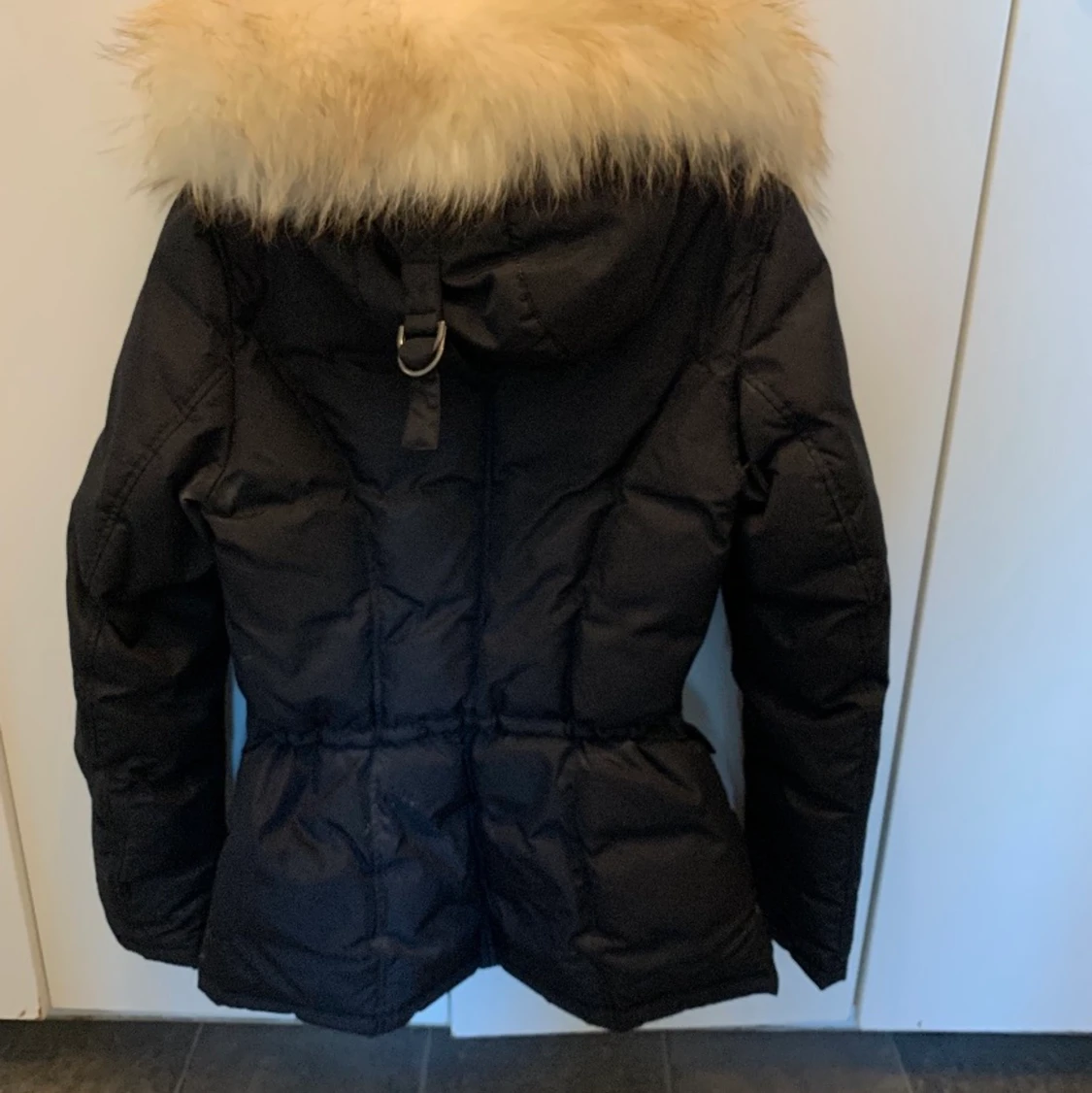 Hollies livingo - 90