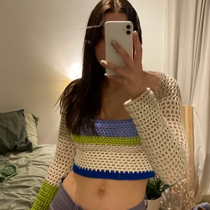 Tröja - En virkad tröja som synts på Pinterest väldigt mycket på senaste. Skulle säga att den passar XS-S