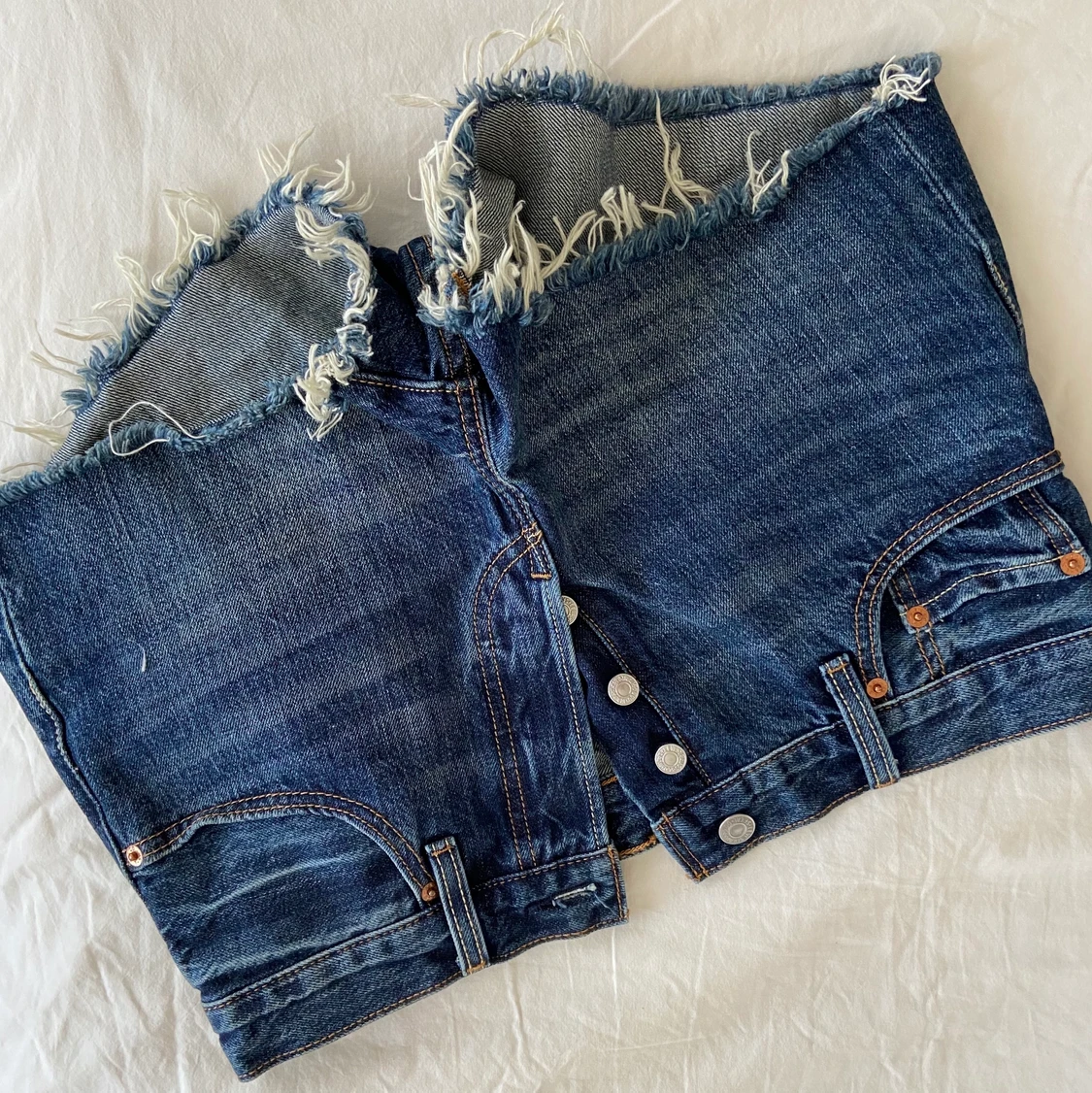 Levis shorts  - 90
