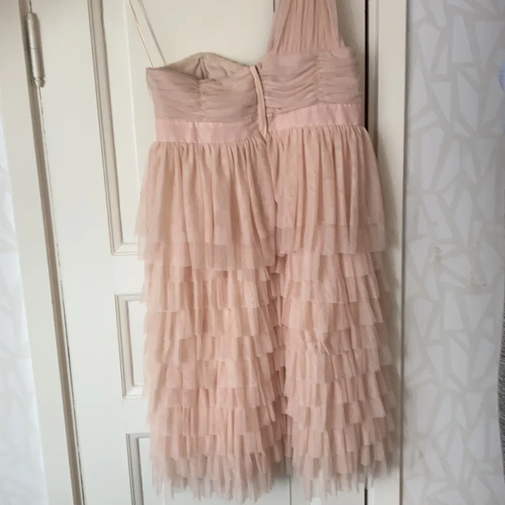 Rosa klänning från hm i storlek m . Klänningar.