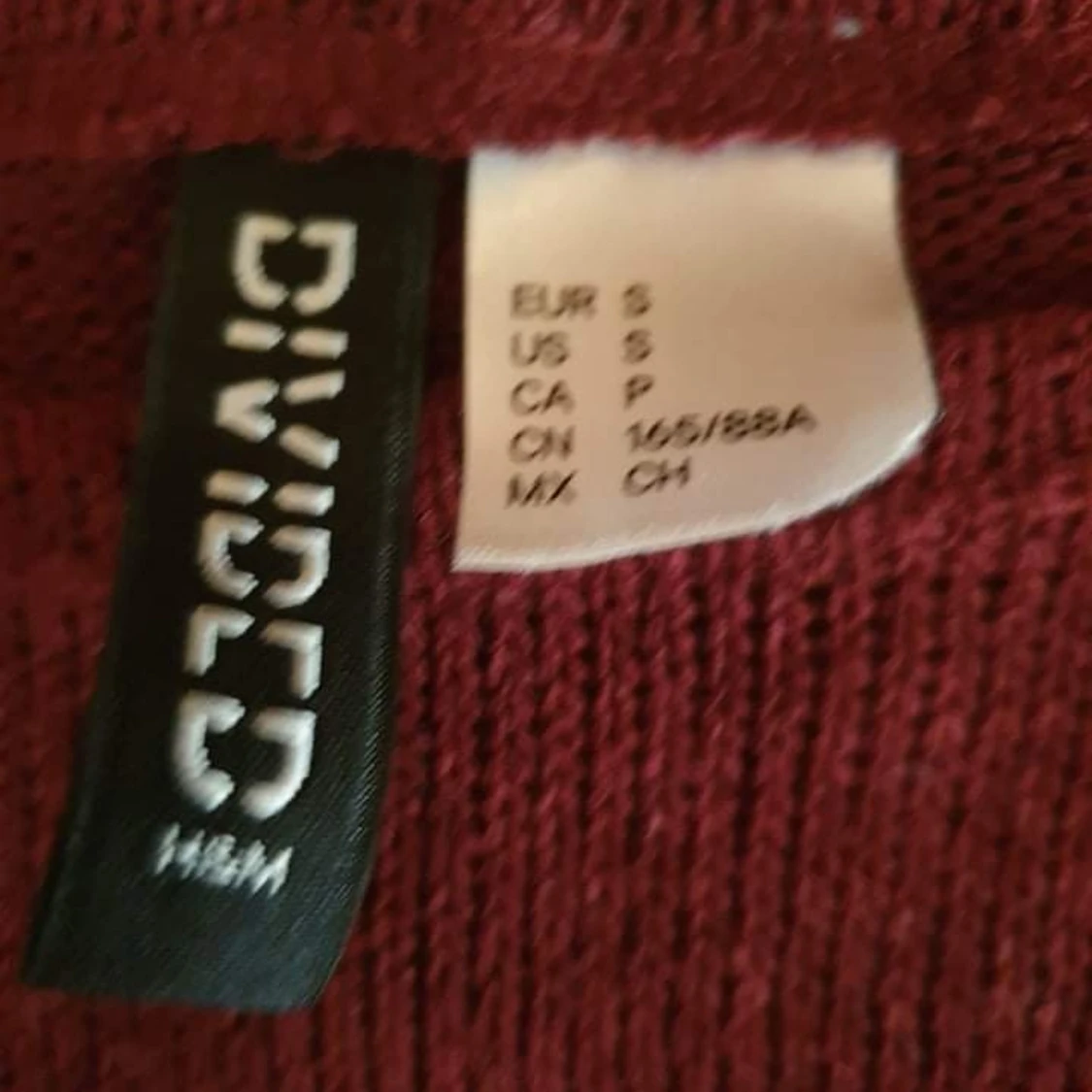 Skickar tröja stl s frakt fritt  - 90