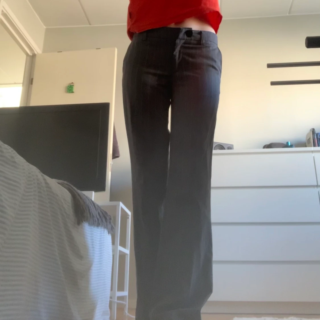 Grå-randiga kostymbyxor!🌟 - 90