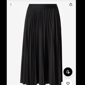 Fin somrig långkjol  - Knappt använd, bra skick