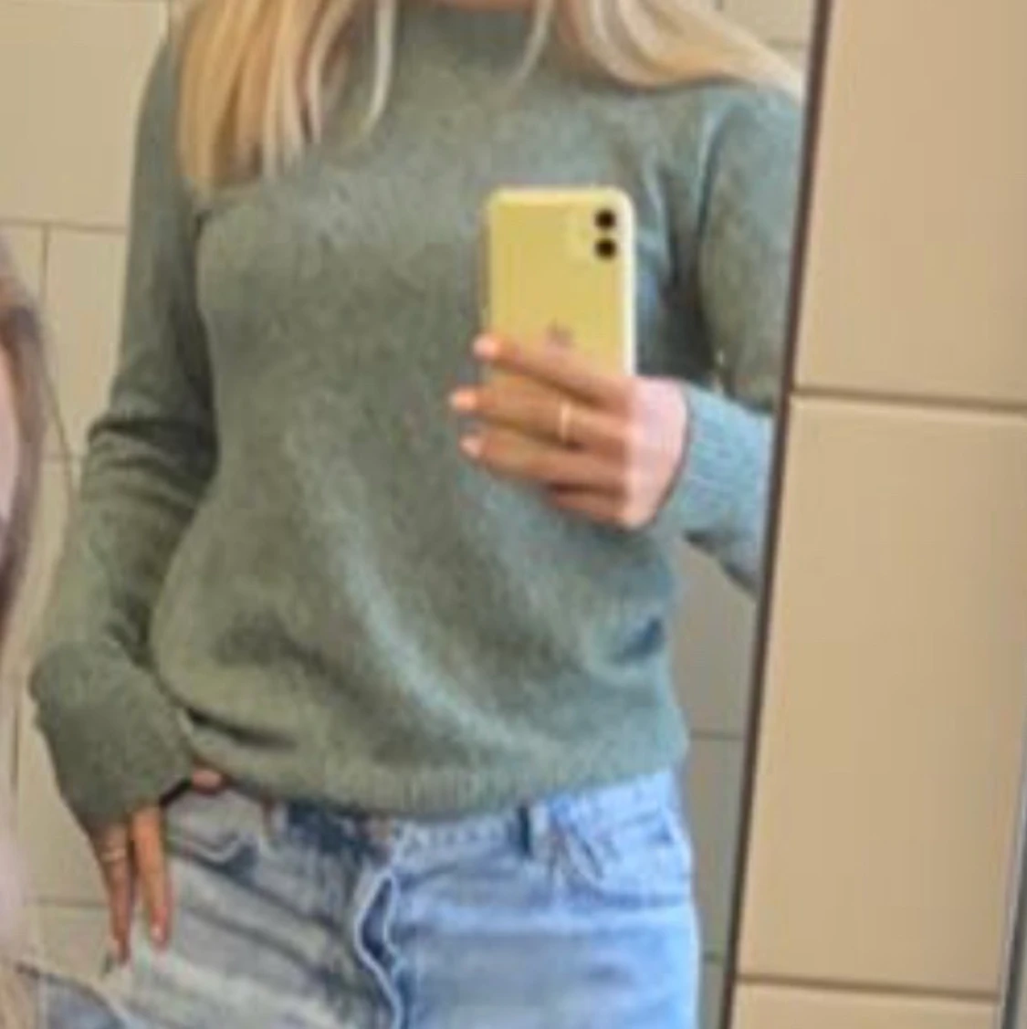 grön stickad tröja 