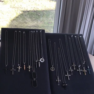 Smycken  - Säljer halsband 