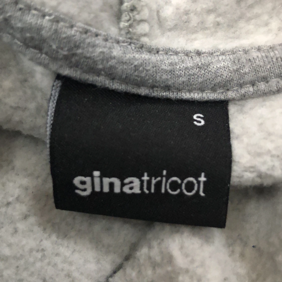 Grå Hoodie med tryck - 91