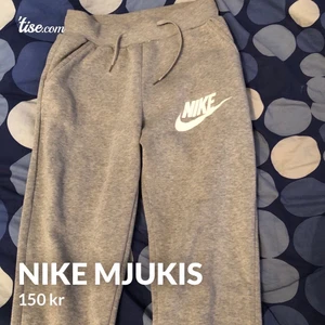 Nike mjukis - En fin Nike mjukis som är strl Xs-S