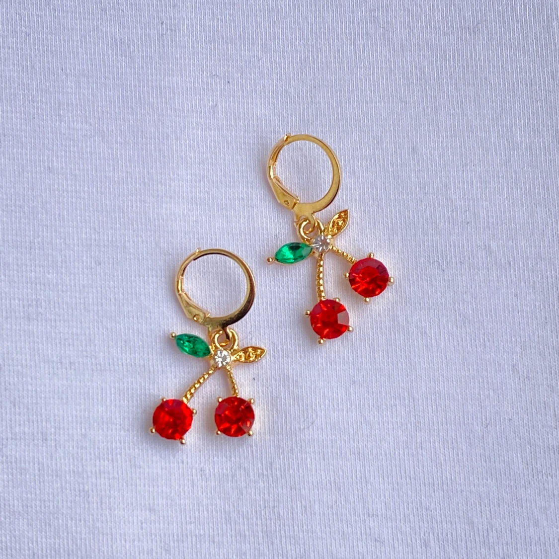 Körsbär örhängen 🍒 - 90