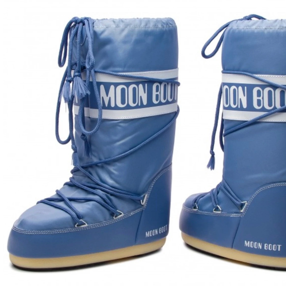 Moon boots