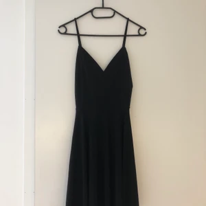 Klänning - Klänning från bikbok i strl XS