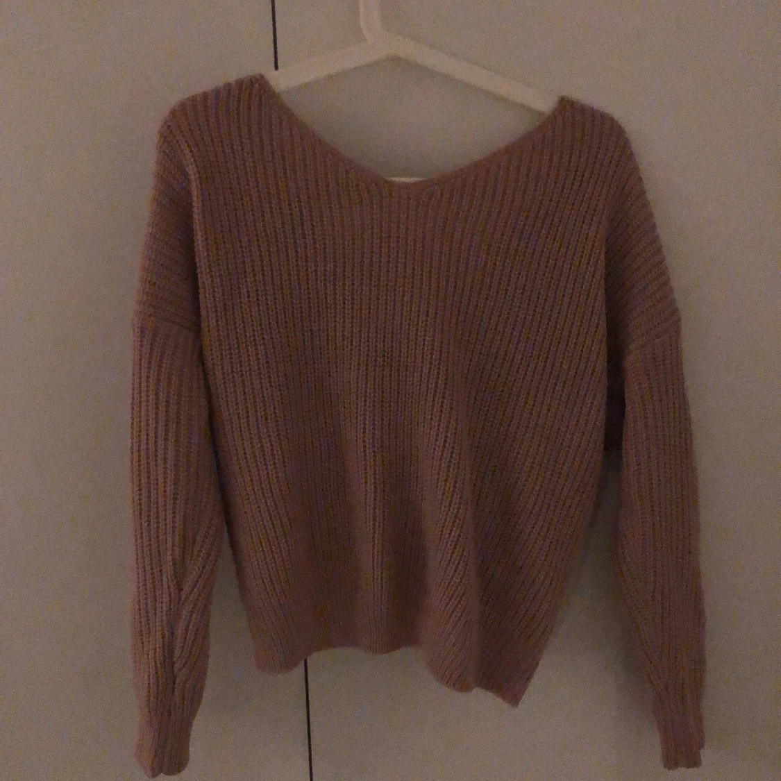 V ringad rosa stickad tröja - 90