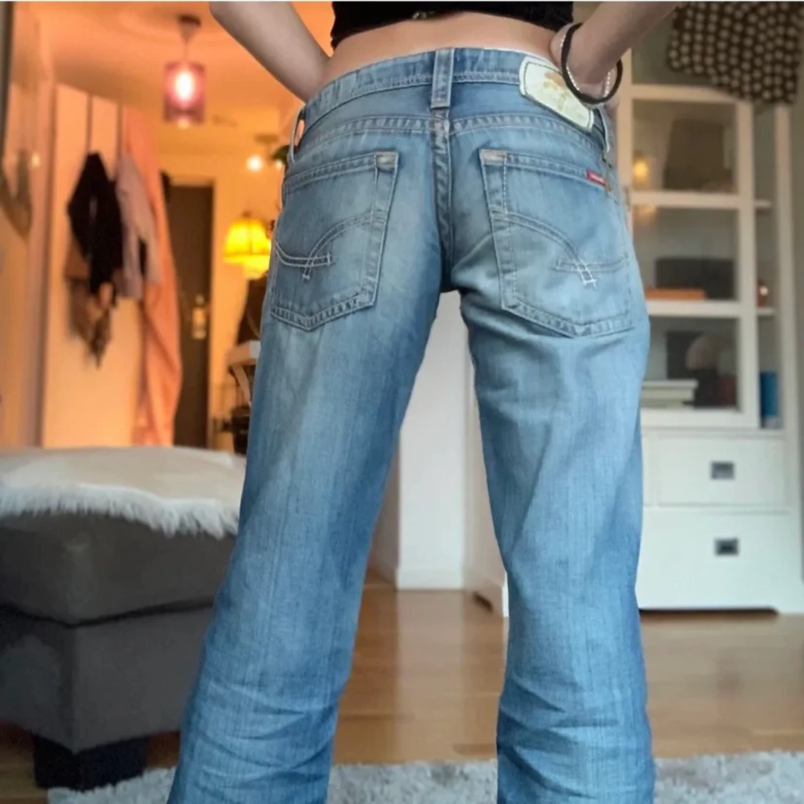 Lågmidjade Jeans!! - 90