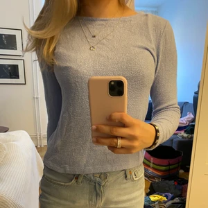 Blå tröja  - Ljusblå skön tröja från Bikbok strl xs, använt skick 