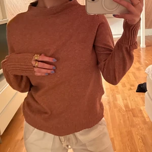 Stickad rosa tröja  - Stickad rosa 💖