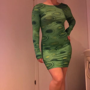 Klänning - Klänning i nytt skick! Frakt tillkommer💕