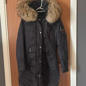 Jacka från Rockandblue i storlek 36 - Jackan är ca 5 år gamal, är storlek 36.