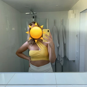 Topp  - Supersöt topp från NAKD x Anika Teller ⭐️⭐️