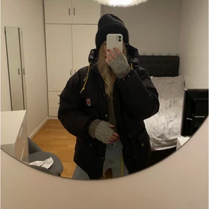 Fjällräven jacka  - Super din fjällräven jacka i bra skick som ny!! Köparen står för frakt 