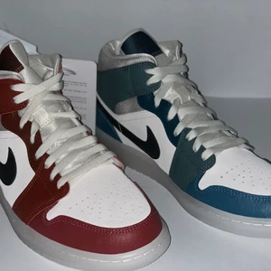 Jordan 1 Mid ”Anti Gravity Machines”  - Jordan 1 Mid “Anti Gravity Machines”, size: 11 (Wmns) - EU 43. Aldrig använda, DSWT. Bud: 2199, Bin: 2399. Inlägget finns på fler sidor. 