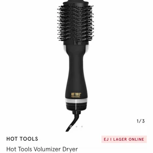 Varmluftborste  - Säljer min varmluftborste i ny skick ! Sladdar och original asken medföljer! Bläddra för att se hur mitt hår blivit efter att jag fönat! Pris kan diskuteras! Köpt för ca 900 och är helt slut online! Sladden kräver adapter! 