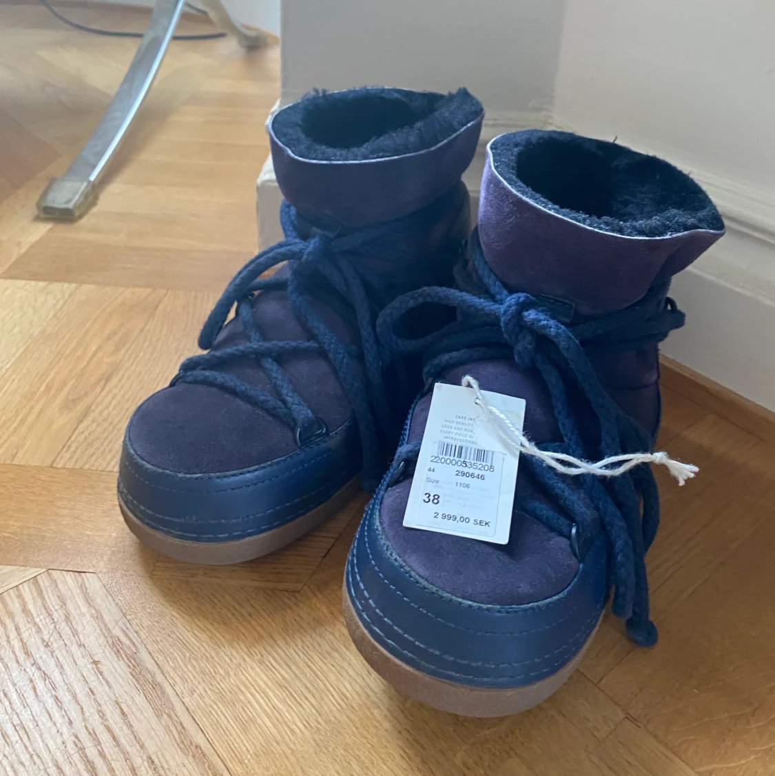 Mörkblåa Inuikki moon boot - 90