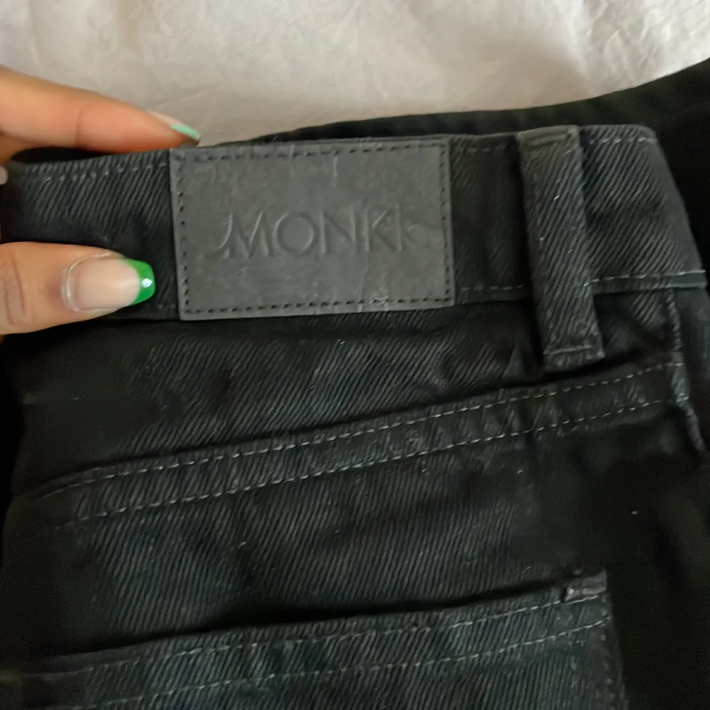 Jeans från monki. Kommer interim användning 💞. Jeans & Byxor.