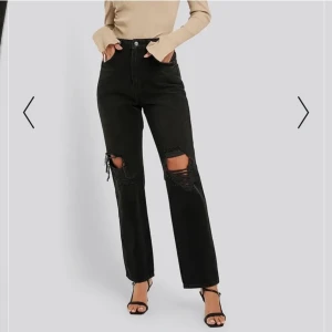 Svarta jeans - Jeans från NA-KD som nya!💕💕