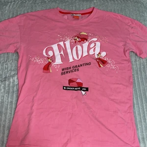 Disney tröja - Helt ny skick köpt sommar 2020 använts minst 5 gånger. Du får med den en CIAO tröja där den är skadad under armhålorna och är gammal (vill du inte ha den skriver du till mig) 