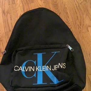 Calvin Klein väska - Passar till alla