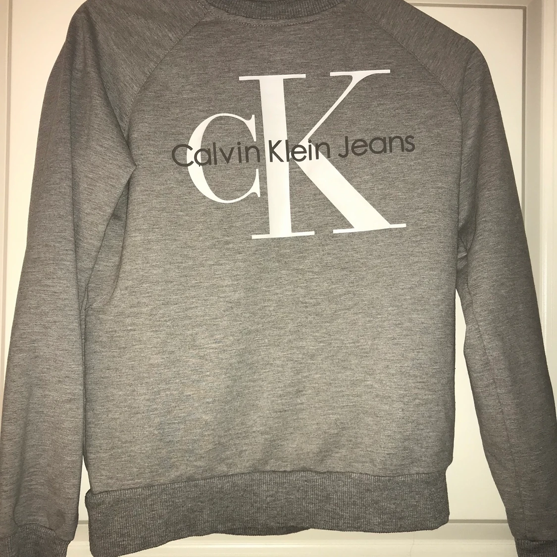 Calvin Klein sweatshirt 