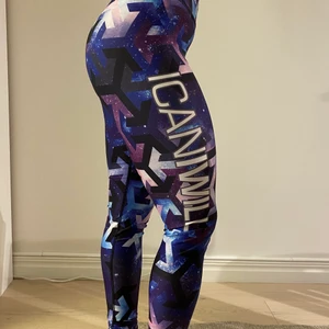 I can I will tights - Fina tights från ICIW. Storlek S men passar en XS lika bra. Säljes eftersom de inte kommer till användning. Använda ett par fåtal gånger. Kan mötas upp och skickas. 