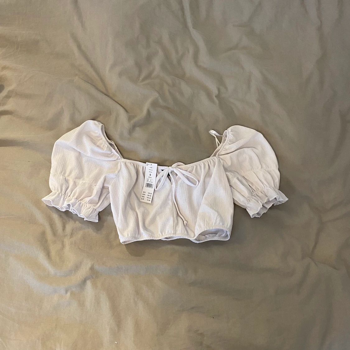 Helt ny topp från Gina tricot