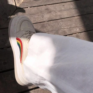 Eytys  - Ca ett år gamla, väl använda men ff i bra skick.