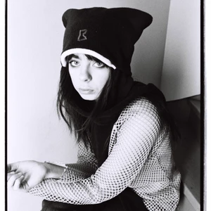 B-mössa - Emelie i den nya modellen som finns att beställa <3 i flera färger handsydd i fleece