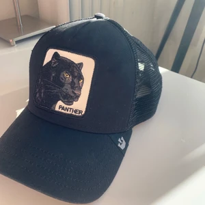 Goorin bros keps - En av de populära kepsarna från goorin bros, med motivet Panther. Köptes för några månader sen och är knappt använd.