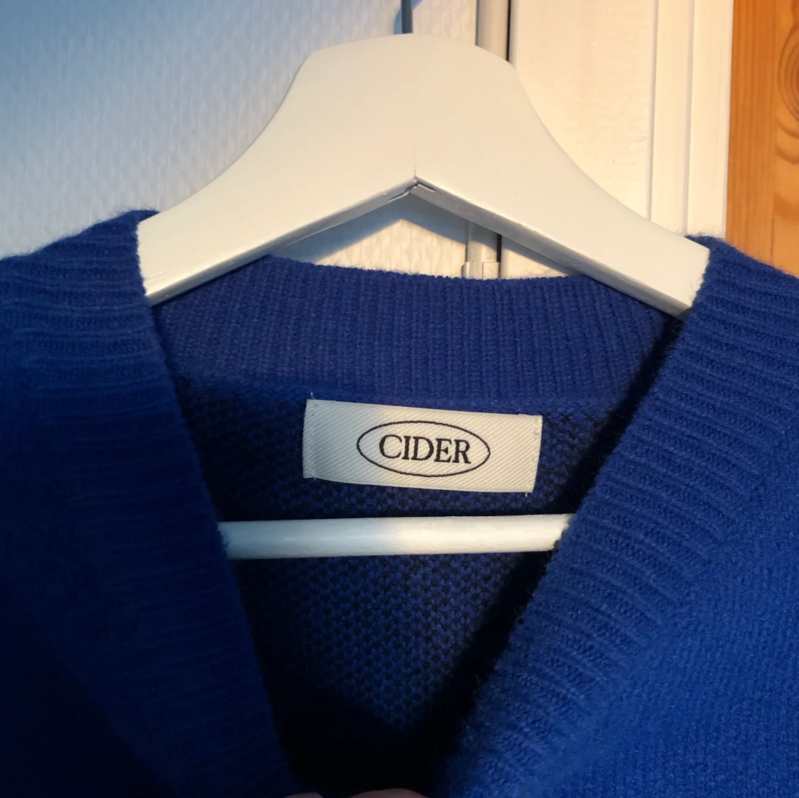 Cool blå väst med smiley på - 90